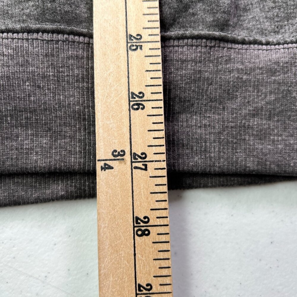 Free Planet Short Sleeve Hoodie Mens Medium Gray Pull Over Sweatshirt - Picture 7 of 7